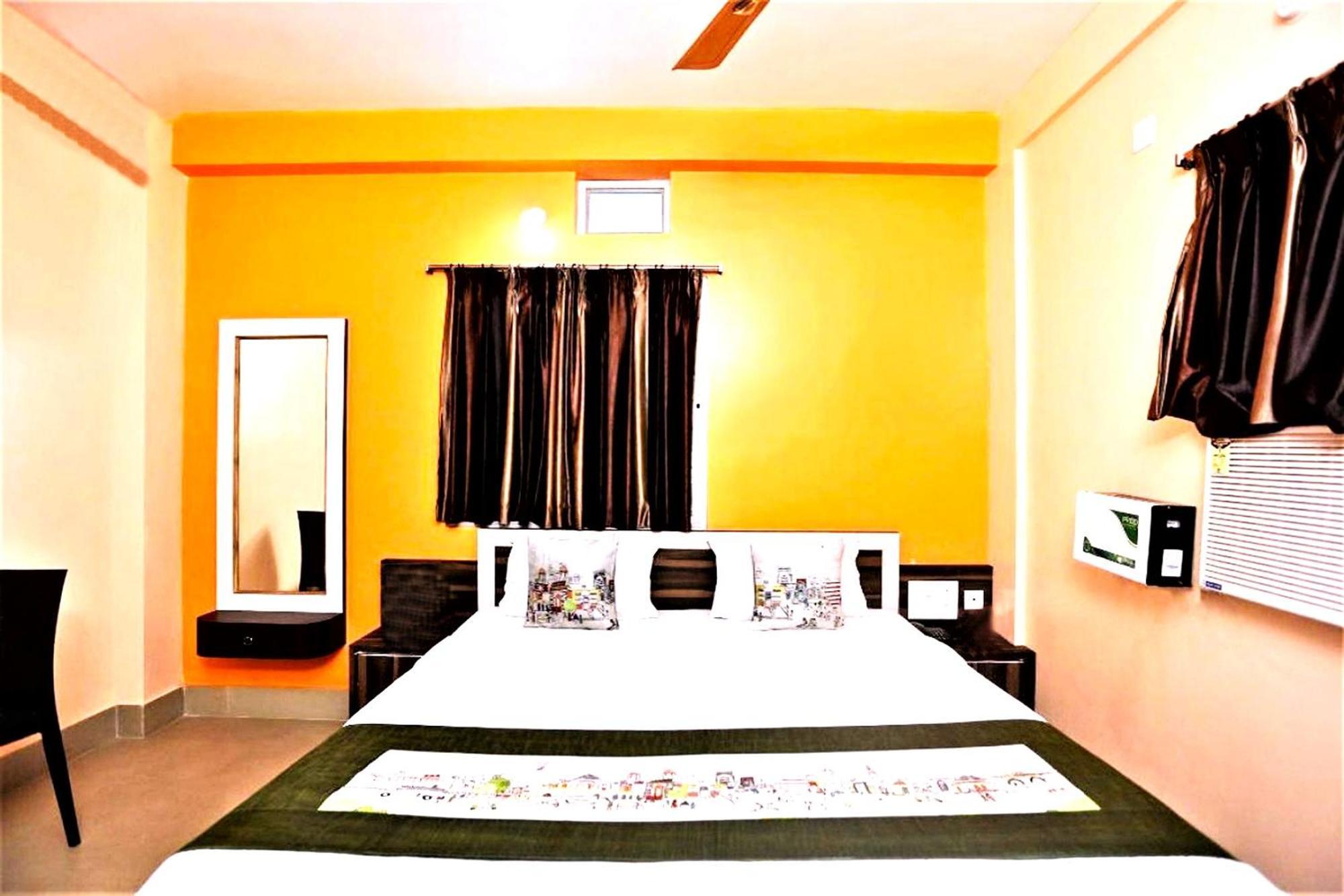 Goroomgo Krishna Residency Puri Near Sea Beach - Spacious Room With Excellent Service Awarded - Best Seller Εξωτερικό φωτογραφία