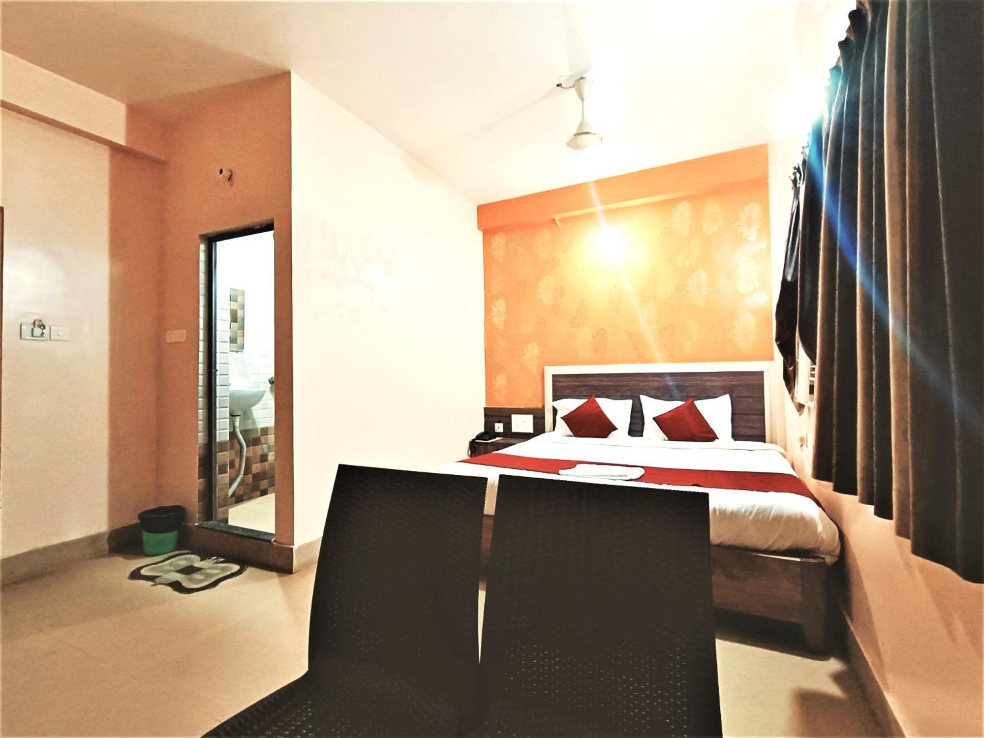 Goroomgo Krishna Residency Puri Near Sea Beach - Spacious Room With Excellent Service Awarded - Best Seller Εξωτερικό φωτογραφία