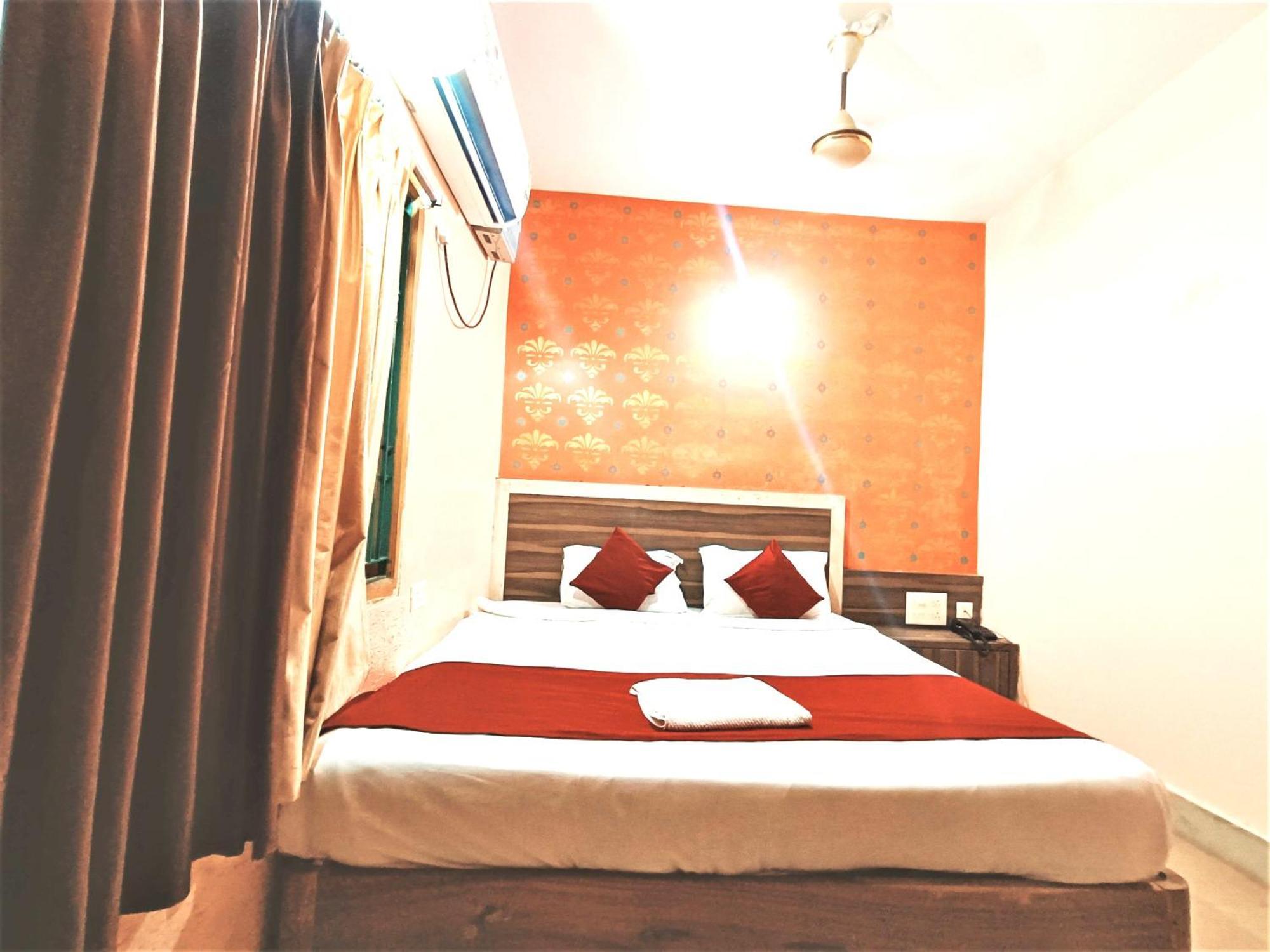 Goroomgo Krishna Residency Puri Near Sea Beach - Spacious Room With Excellent Service Awarded - Best Seller Εξωτερικό φωτογραφία