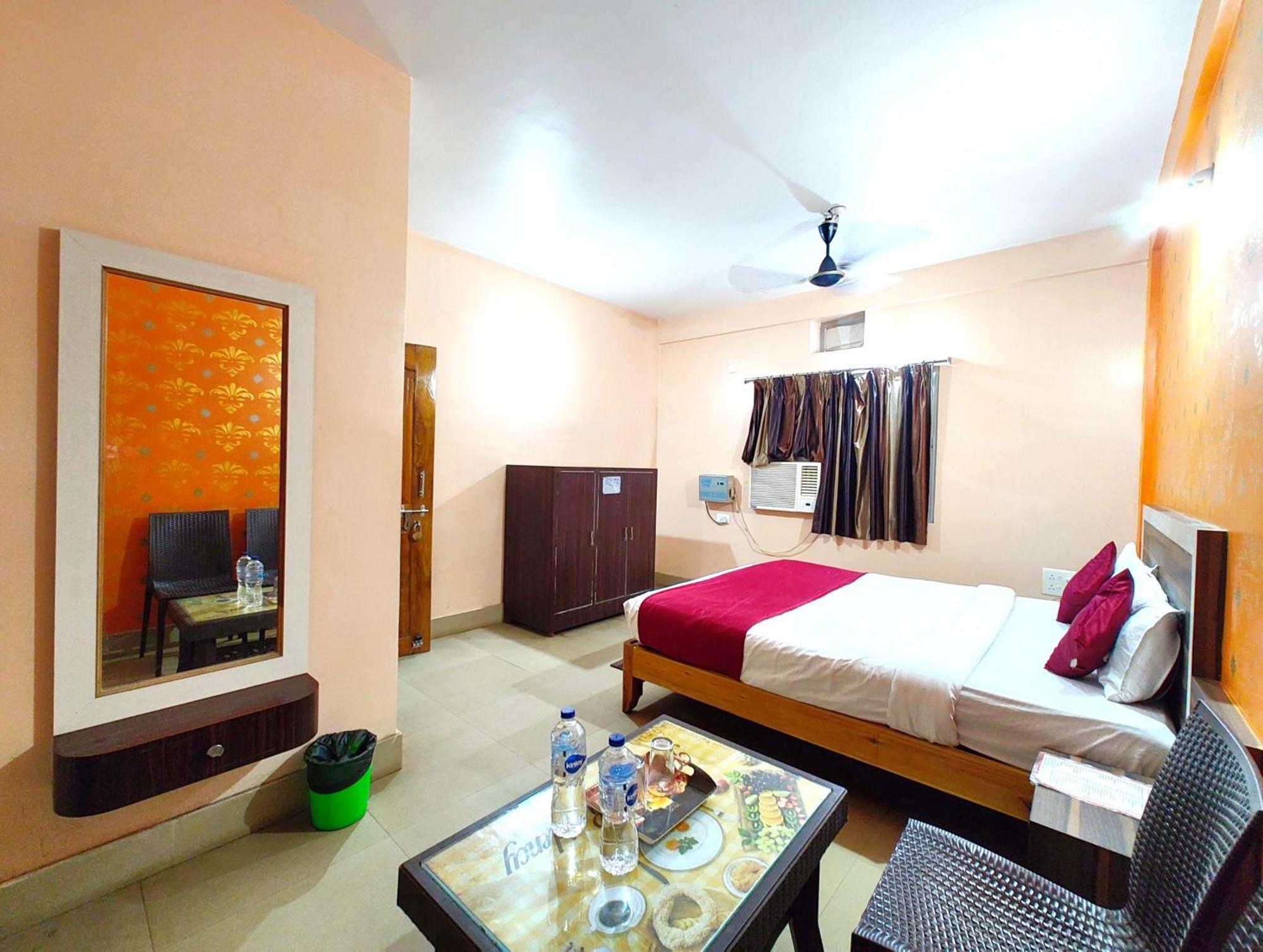 Goroomgo Krishna Residency Puri Near Sea Beach - Spacious Room With Excellent Service Awarded - Best Seller Εξωτερικό φωτογραφία